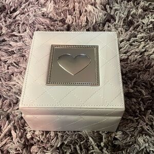 Girls jewelry box